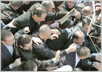 لبنان: التشكيلات القضائية تنضم لـ «وثيقة التفاهم» في إرباك الوضع الداخلي