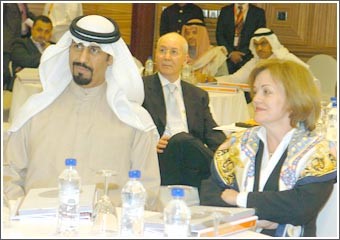 محمد الصباح: آثار الأزمة المالية العالمية ستستمر والكويت ليست بمعزل عن التأثير المباشر لها