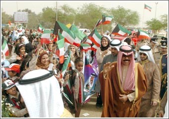 الأحمدي احتفلت بعيدها الـ 60 باليامال والسامري