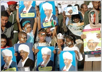 «هيئة علماء السودان» تفتي: سفر البشير إلى قمة الدوحة غير جائز