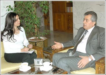 علي عبدالكريم بعد موافقة بيروت على ترشيحه سفيراً لديها: لبنان بلد شقيق وغالٍ وما يصيبه من أذى تستشعر سورية أنه أصابها