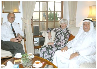 شيلة أرون: حضرت مع زوجي إلى الكويت عام 1952 وأنجبت السفير أرون في المستشفى الأميري عام 1959