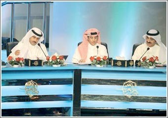 «شاعر العرب» وتنافس شديد بين شعراء المجموعة الثالثة