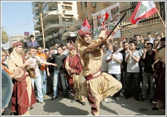 لبنان: الضباط الـ 4 أحراراً بقرار من المحكمة الدولية لـ «عدم كفاية الأدلة»