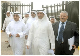 الغانم: الممارسات السلبية للحكومة والمجلس وصراع الأسرة أسباب تدهور قطاعات الدولة