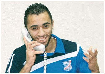 نجم وسط الأزرق والتضامن الصاعد حمد أمان: القادسية والسد يسعيان لضمي وطموحي الانتقال إلى النصر السعودي