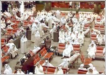 الترقب السياسي والإحجام الواضح عن الشراء يدفعان البورصة للهبوط الحاد