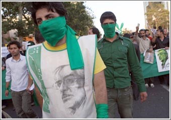 خامنئي يخاطب الإيرانيين اليوم .. و«صيانة الدستور» يبحث 646  شكوى قدمها  الإصلاحيون