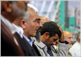 طهران تعترف للمرة الأولى بمقتل 8 من «الباسيج» ونجاد يطالب أوباما بوقف التدخل