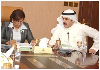 الحمود تعتمد لائحة الوظائف الإشرافية وزيادة مخصصات المهام العلمية لأساتذة «التطبيقي»