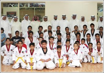 المرزوق كرَّم أبطال التايكوندو لحصولهم على المركز الثاني بكأس التفوق