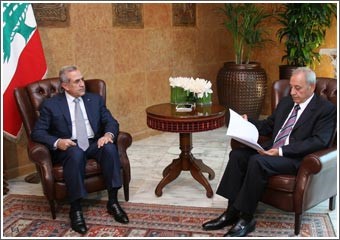لبنان: الحريري يقبل التكليف ويتعهد بتشكيل حكومة وحدة وطنية