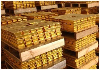 «الزمردة»: تباين أسعار المعادن الثمينة والذهب يستقر فوق 930 دولاراً للأوقية