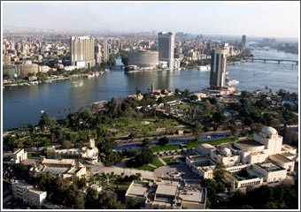 العاصمة الجديدة تتوسع: ضم الجيزة للقاهرة وإدارتها بأسلوب يضاهي لندن وباريس