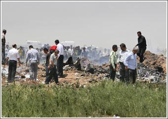 مصرع 168 بتحطم طائرة إيرانية بينهم 8 من لاعبي منتخب الجودو
