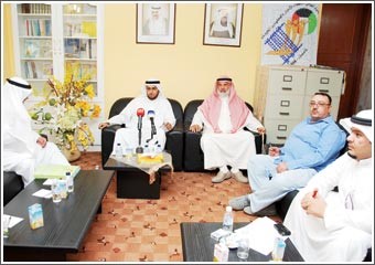 العنزي: نرفض تعيين معلمين عراقيين في «التربية» وعلى الوزيرة توضيح تصريحها ندعو ذوي الشهيد الأعزب متوفى الوالدين للاستفسار عن صرف المكرمة الأميرية