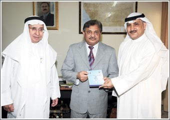 السفير اليمني: المبادرات الإنسانية لخدمة كبار السن تعتمد على قيم وأهداف نبيلة تستحق التشجيع