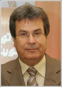 نقولا لـ «الأنباء»: كيف تطالب 14 آذار بتبادل ديبلوماسي مع سورية ثم تحجم عن زيارة الحريري إليها؟!