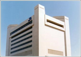 وكالات التصنيف العالمية تراجع تصنيفات البنوك الكويتية