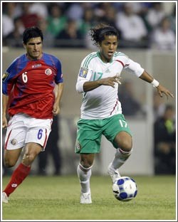 المكسيك وأميركا يصطدمان في نهائي الكأس الذهبية