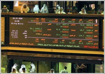 تنوع الشراء بين الشركات القيادية والرخيصة يدفع السوق لمواصلة الصعود و«بيتك» يقود البنوك