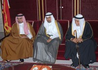 مبعوث الأمير عزى ملك البحرين