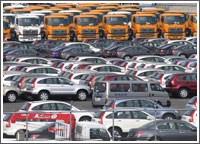 الاقتصاد الياباني يخرج من عنق زجاجة الأزمة المالية مسجلاً زيادة نسبتها 0.9% في إجمالي الناتج الداخلي