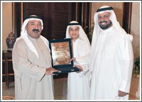 وزير الديوان التقى الديحاني والسفير الليبي وتسلّم كتاباً من النومس 