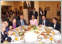 الحريري التقى معاون السيد نصرالله وعون اعتذر عن إفطار سليمان!