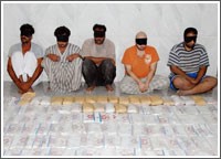 ضبط 3 إيرانيين ومواطنين بـ 150 كيلو حشيش والمهربون ألقوا 52 كيلو غراماً في البحر قبل القبض عليهم