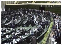 البرلمان الإيراني يصادق على توزير 18 مرشحاً من أصل 21 اقترحهم نجاد