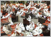 عمليات جني أرباح تدفع قيمة التداول للتراجع بشدة