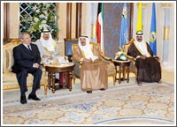 الأمير بحث مع الشرع العلاقات الثنائية والمستجدات الإقليمية والدولية