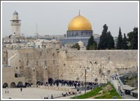 حائط البراق صامد أمام المحاولات الإسرائيلية المستمرة لطمس هويته الإسلامية