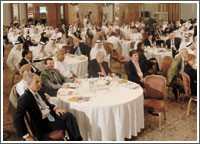 مصرفيون: الاندماج الخيار الأفضل للبنوك الخليجية لإعادة الثقة من جديد