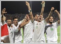 جمال وعلاء مبارك يواسيان «الفراعنة» بعد تبخّر حلم المونديال
