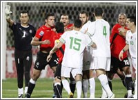 زاهر يطالب المجلس القومي للرياضة بمنع دخول روراوة إلى مصر