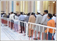 خطباء المساجد لأعضاء السلطتين: الالتفات لمصالح المواطنين والابتعاد عن الصراعات