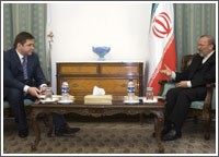 طهران تصعّد مع الغرب وتعلن عزمها تخصيب اليورانيوم بنسبة 20%