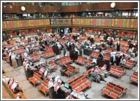 التأييد البرلماني لرئيس الحكومة يدفع البورصة لانتعاش كبير وآمال بمرحلة جديدة لمشاريع التنمية الاقتصادية