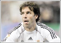 المشاركة في مونديال 2010 تشعل «الفتنة» بين لاعبي ريال مدريد