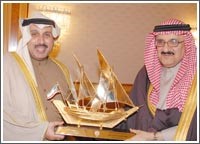 سفيرنا بالرياض هنّأ منصور بن متعب بتعيينه وزيراً للشؤون البلدية والقروية في السعودية