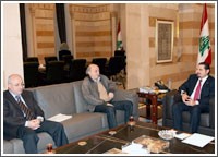 لبنان للحفاظ على مكتسبات  2009.. والحريري يستهل 2010 بـ«الإصلاح الإداري»