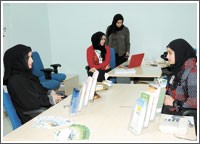 «بيتك» يقدم منتجاته وخدماته المصرفية لموظفات الأمانة العامة للأوقاف