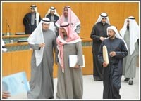 خلاف نيابي حال دون التصويت على إسقاط فوائد القروض وتحذير حكومي بردّ القانون في حال الإصرار على إقراره