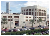 اقتصاديون: قانون إسقاط الفوائد يهدد الأمن الاقتصادي ورفض الحكومة له يحمي سمعة الكويت عالمياً