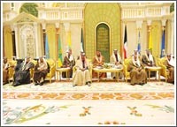 وجهاء الكويت نقلا عن صاحب السمو عززوا اللحمة الوطنية وتازروا وانبذوا الخلافات لان الكويت هي وطن الجميع