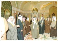 وجهاء الكويت نقلا عن صاحب السمو عززوا اللحمة الوطنية وتازروا وانبذوا الخلافات لان الكويت هي وطن الجميع