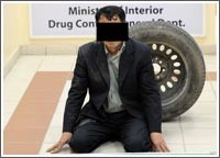 المكافحة اسقطت تاجر قماش جلب كيلو هيروين و2500 غرام افيون في سيارة غادر بها برا وحضر بها بحرا