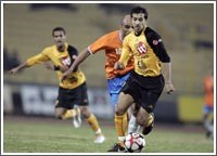 كاظمة اوقف المد الاصفر والنصر متشبث بالثاني